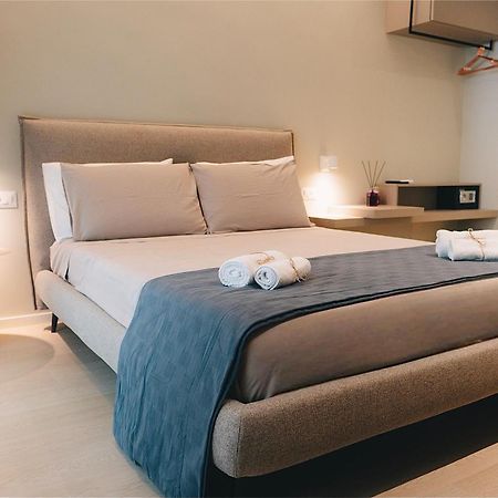 18Zero2 Luxury Rooms Bari Exterior foto