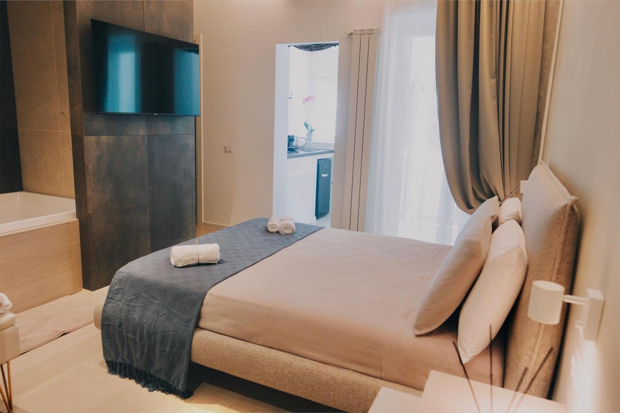 18Zero2 Luxury Rooms Bari Exterior foto