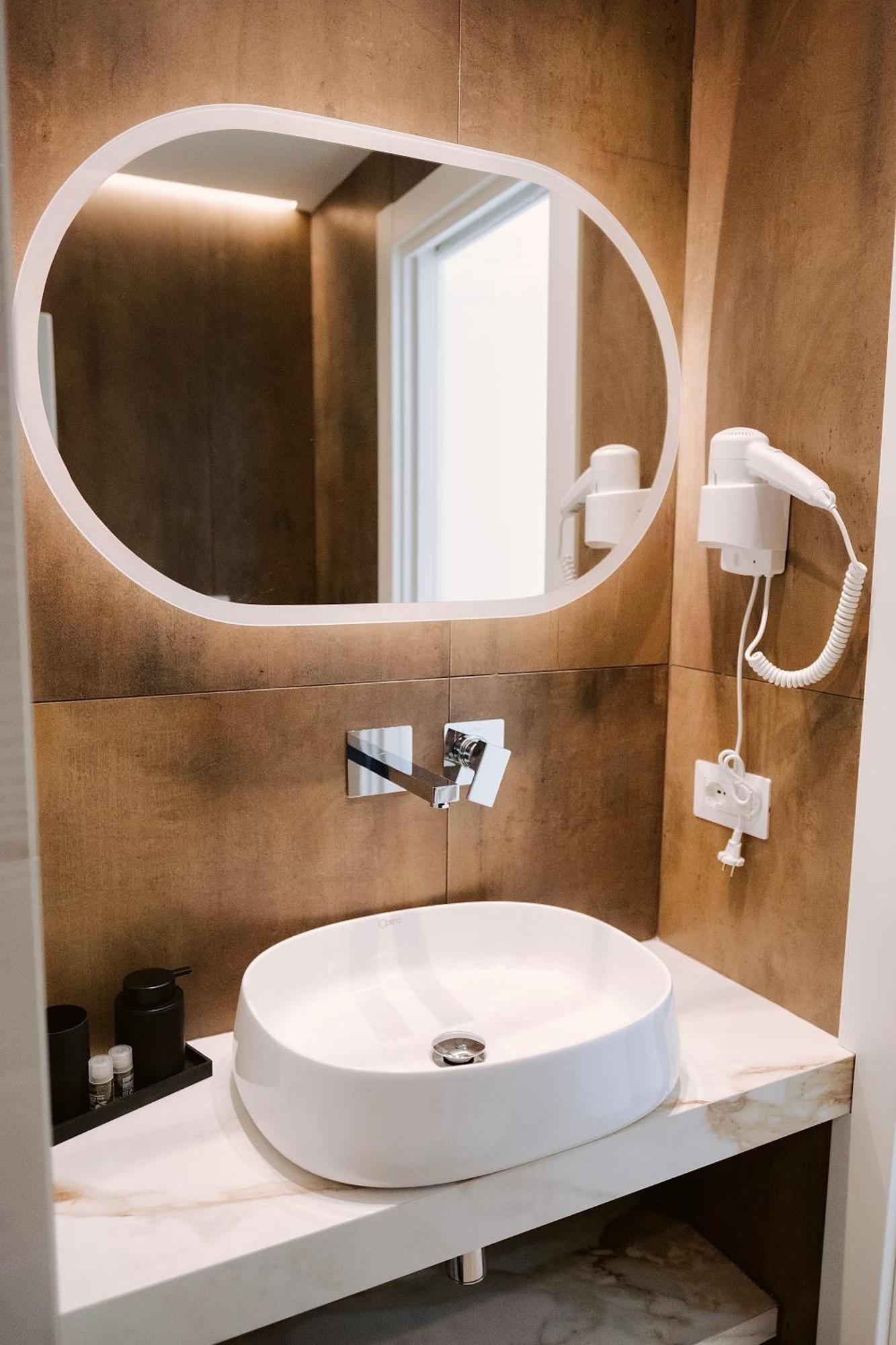18Zero2 Luxury Rooms Bari Exterior foto